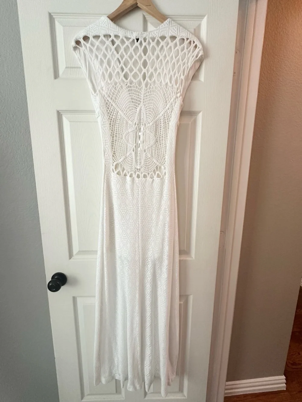 Sky | White Crochet Maxi Dress - Picture 3 of 3